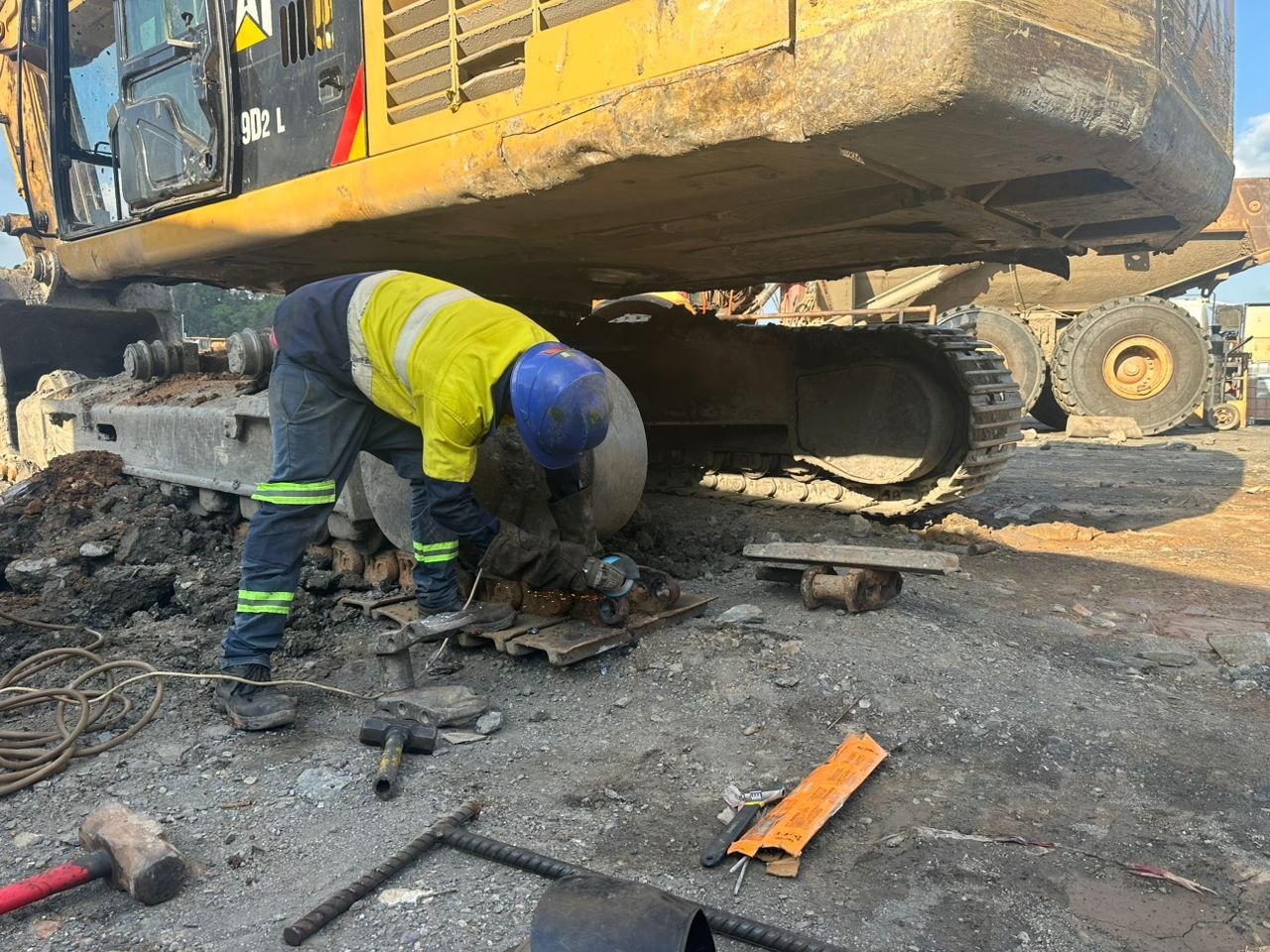 E. Amoako Engineering Services workshop — Kumasi Ghana heavy equipment repair
